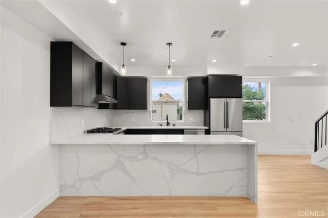 11408 W Calvert Street, North Hollywood, CA 91606