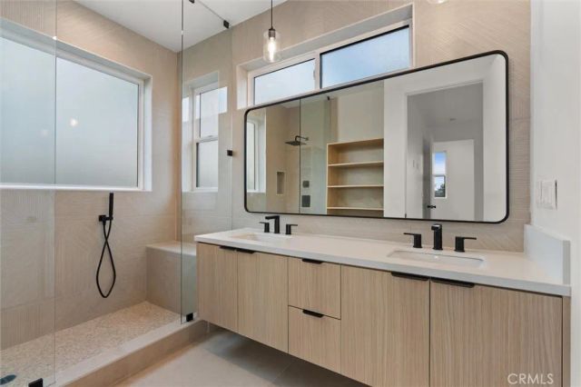 11408 W Calvert Street, North Hollywood, CA 91606