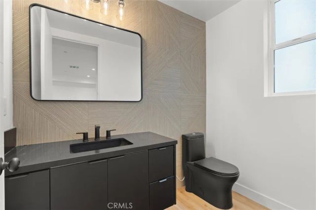 11408 W Calvert Street, North Hollywood, CA 91606