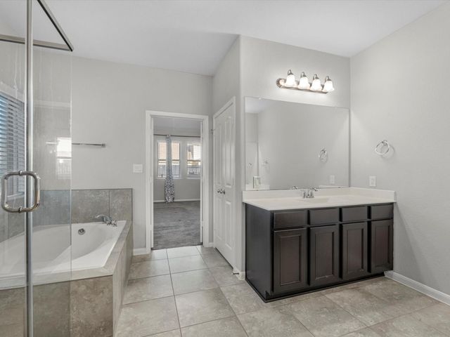 5718 Oakhurst Trl, Pasadena, TX 77505