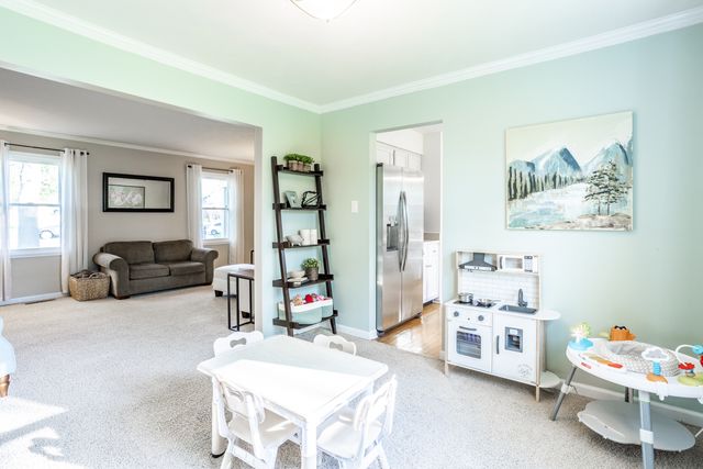 55 Waterford Court, Zionsville, IN 46077