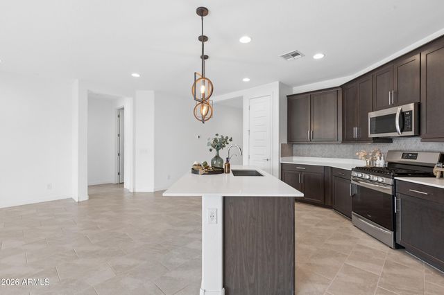 519 S AVOCET Street, Gilbert, AZ 85296