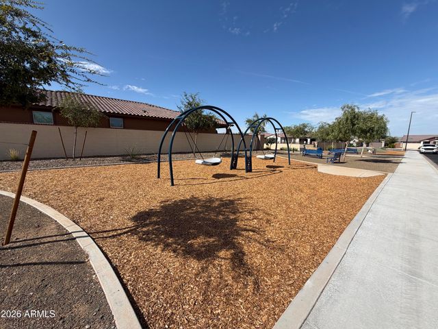 519 S AVOCET Street, Gilbert, AZ 85296