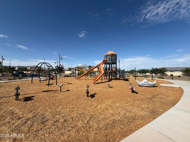 519 S AVOCET Street, Gilbert, AZ 85296