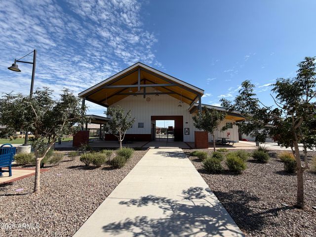 519 S AVOCET Street, Gilbert, AZ 85296