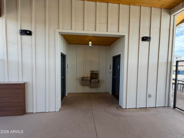 519 S AVOCET Street, Gilbert, AZ 85296