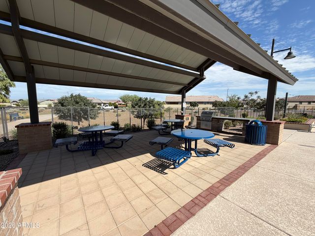 519 S AVOCET Street, Gilbert, AZ 85296