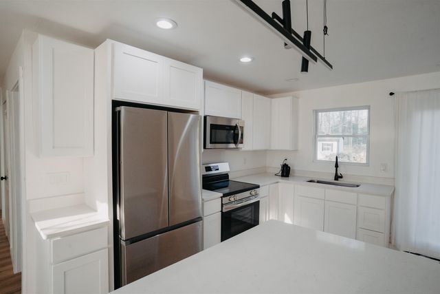 344 Bobo Road, Wellford, SC 29385