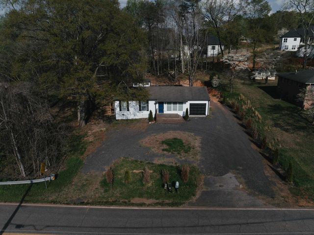 344 Bobo Road, Wellford, SC 29385