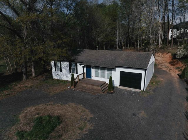 344 Bobo Road, Wellford, SC 29385