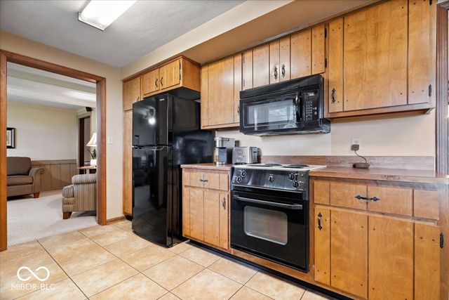 4786 Beechmont Drive, Anderson, IN 46012