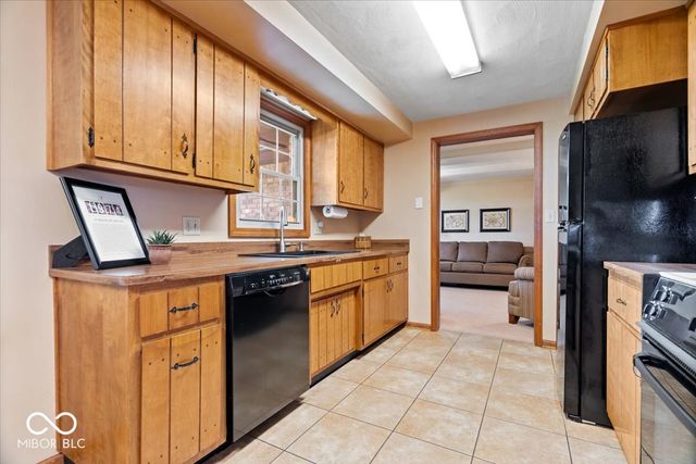 4786 Beechmont Drive, Anderson, IN 46012