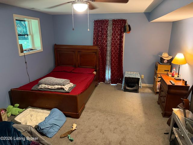 680 Hough Run Rd, Mt Washington, KY 40047