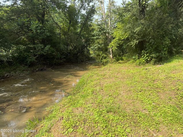 680 Hough Run Rd, Mt Washington, KY 40047