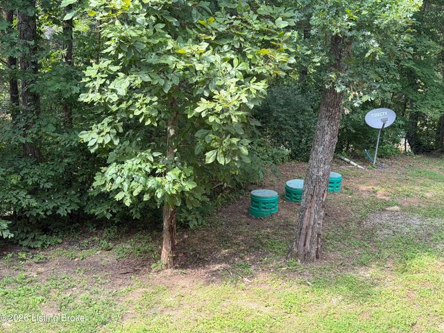 680 Hough Run Rd, Mt Washington, KY 40047