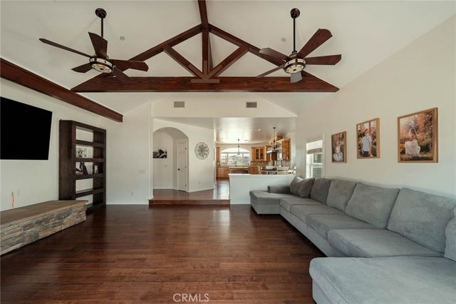 33322 Deerglen Lane, Agua Dulce, CA 91390