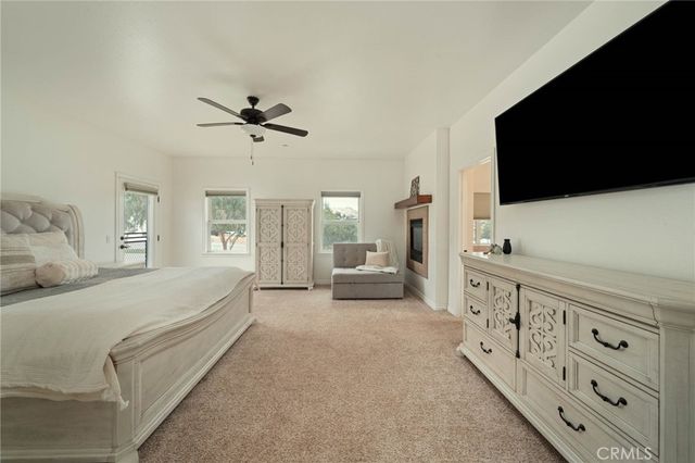 33322 Deerglen Lane, Agua Dulce, CA 91390