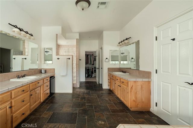 33322 Deerglen Lane, Agua Dulce, CA 91390