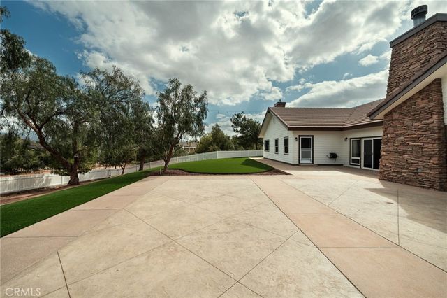 33322 Deerglen Lane, Agua Dulce, CA 91390