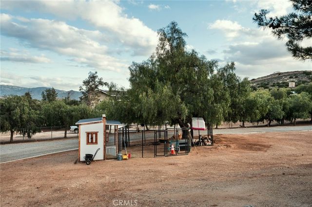 33322 Deerglen Lane, Agua Dulce, CA 91390