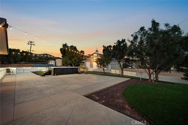 33322 Deerglen Lane, Agua Dulce, CA 91390