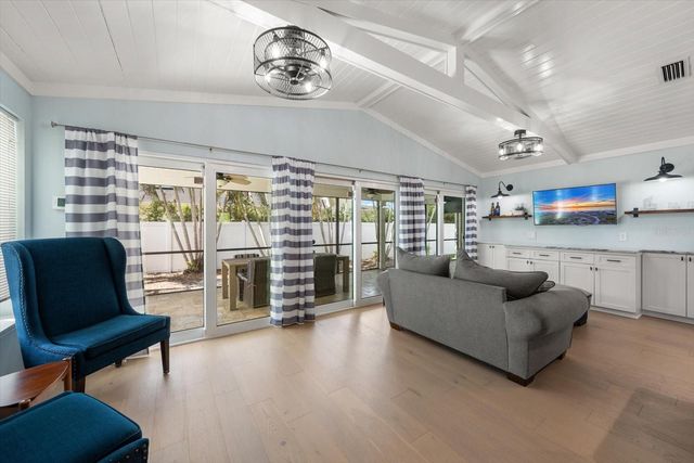 500 PONCE DE LEON BOULEVARD, Belleair, FL 33756