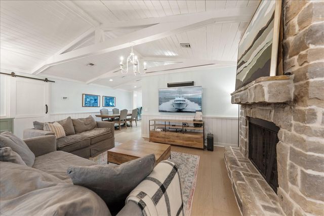 500 PONCE DE LEON BOULEVARD, Belleair, FL 33756