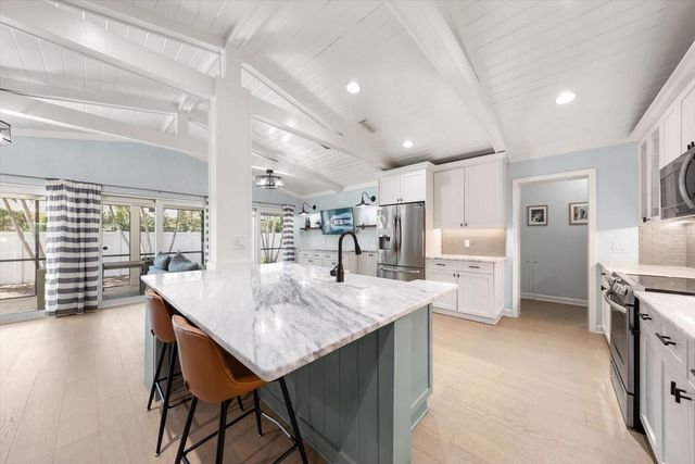 500 PONCE DE LEON BOULEVARD, Belleair, FL 33756