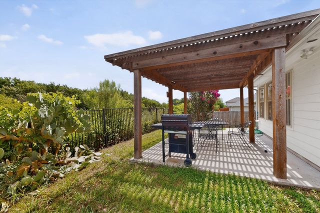 1933 E Dickey Drive, Dallas, TX 75051