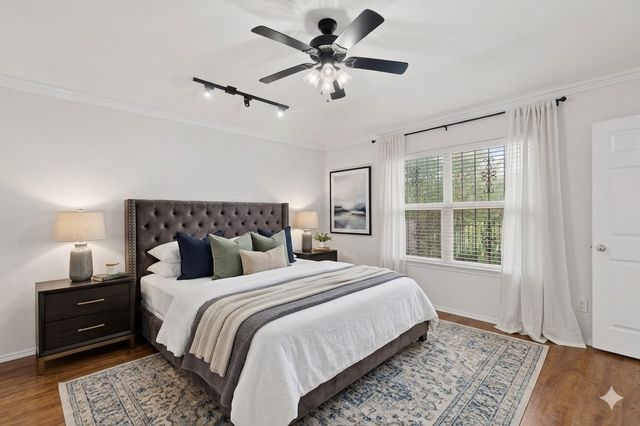 1933 E Dickey Drive, Dallas, TX 75051