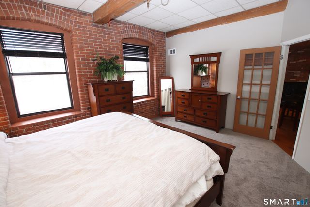 222 Williams Street East APT 224, Glastonbury, CT 06033