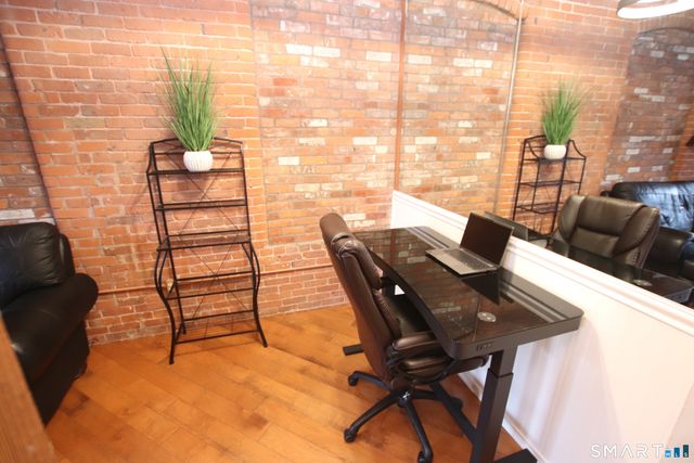 222 Williams Street East APT 224, Glastonbury, CT 06033