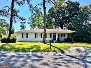 2202 Pioneer Street, Waycross, GA 31501