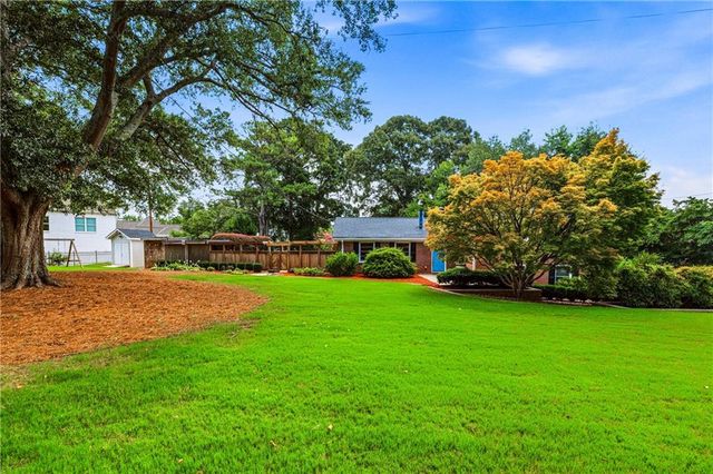 1942 Old Canton Road, Marietta, GA 30062