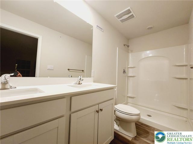 1106 Martin Road, Upper Macungie Twp, PA 18031