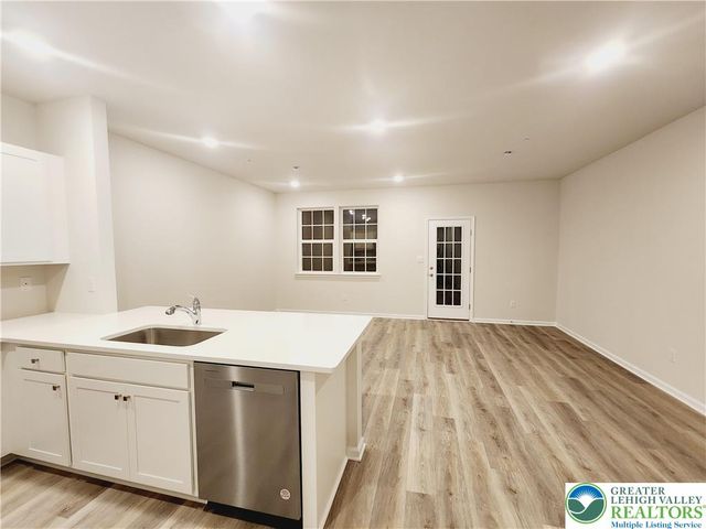 1106 Martin Road, Upper Macungie Twp, PA 18031