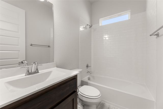 1057 Fleetwood Drive, Justin, TX 76247