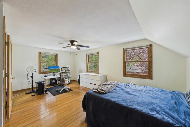 1405 Mahtomedi Avenue, Mahtomedi, MN 55115