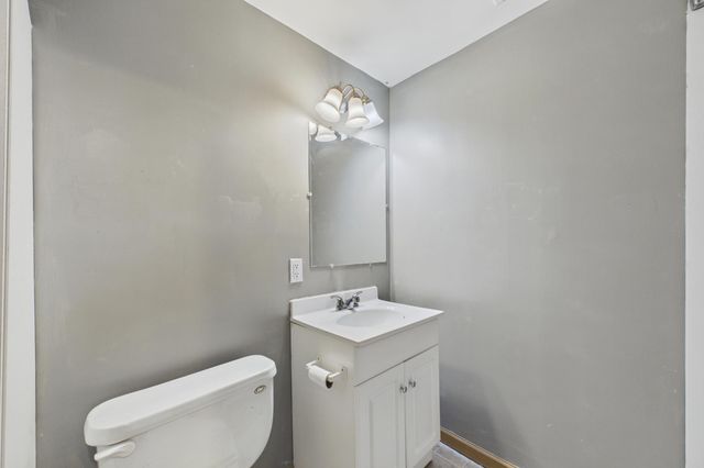 1405 Mahtomedi Avenue, Mahtomedi, MN 55115