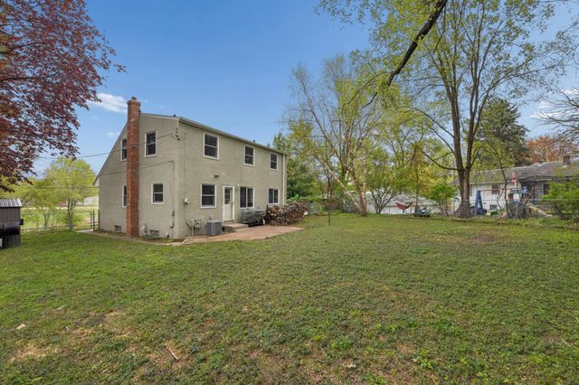 1405 Mahtomedi Avenue, Mahtomedi, MN 55115