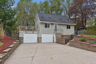 1405 Mahtomedi Avenue, Mahtomedi, MN 55115