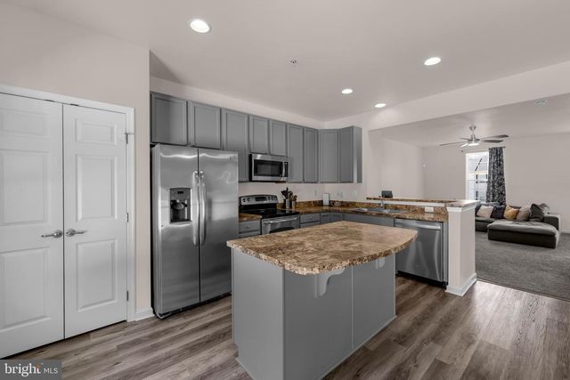 217 STAYSAIL DR, Joppa, MD 21085