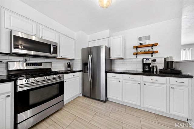 804 Manitou Drive, St Louis, MO 63119