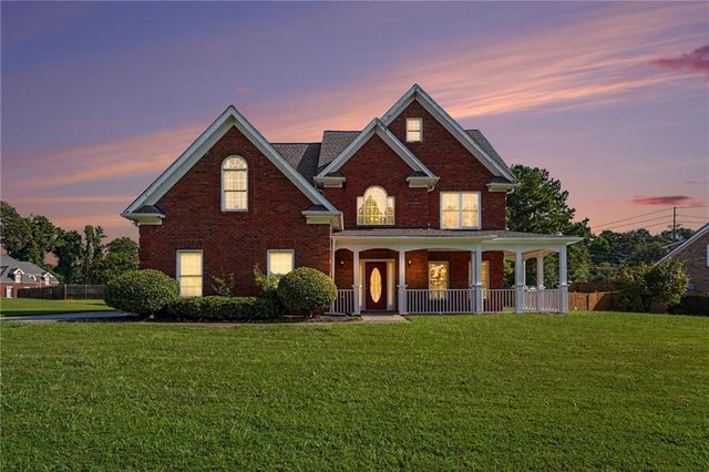 2002 Evergreen Drive SE, Conyers, GA 30013