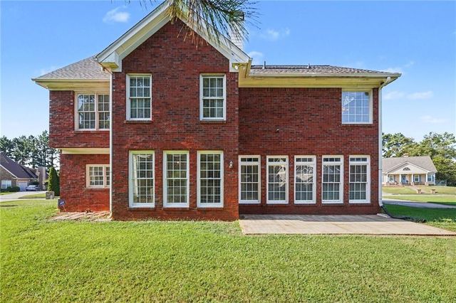 2002 Evergreen Drive SE, Conyers, GA 30013