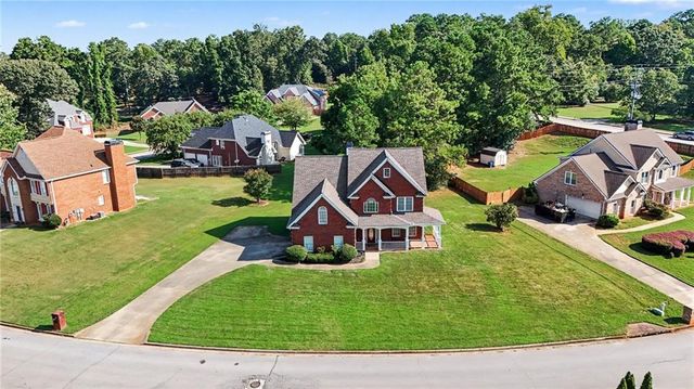2002 Evergreen Drive SE, Conyers, GA 30013