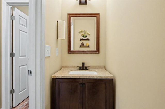 2002 Evergreen Drive SE, Conyers, GA 30013