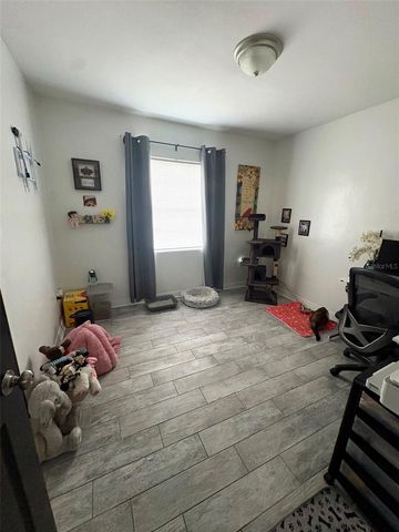 5917 WOLF ROAD, Orlando, FL 32808