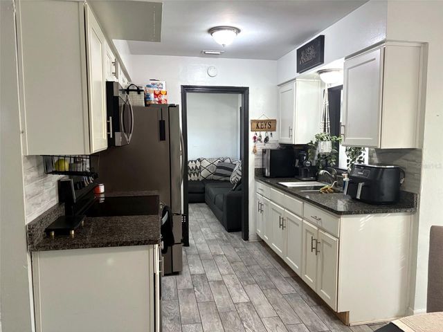 5917 WOLF ROAD, Orlando, FL 32808