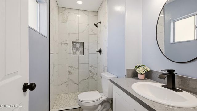 3183 W Holladay Street, Tucson, AZ 85746